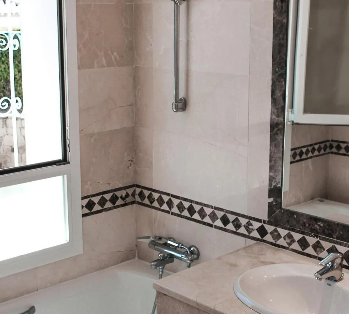 Aloha Golf Apartman Marbella 0*,  Spanyolország